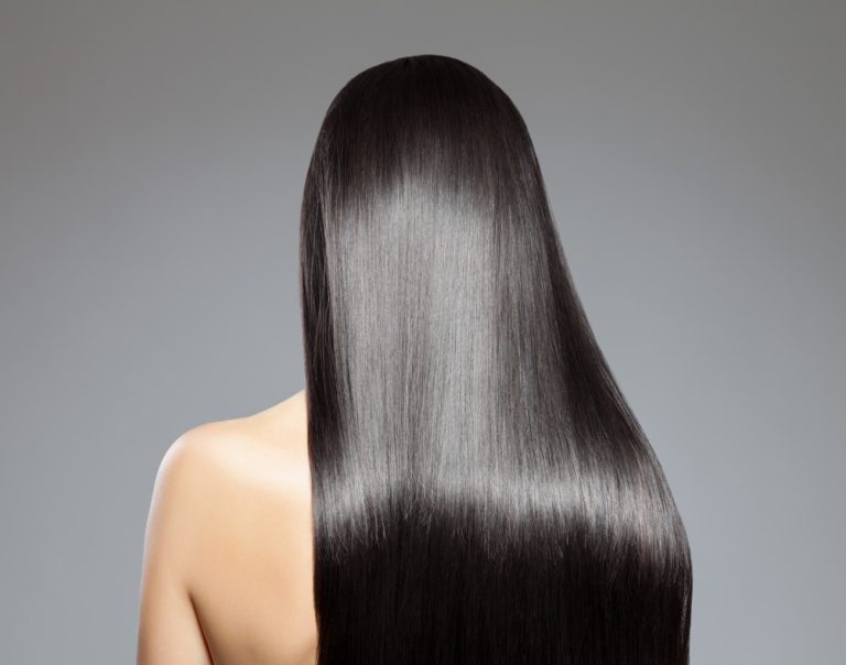 10 Tips Membuat Rambut Berkilau Secara Alami