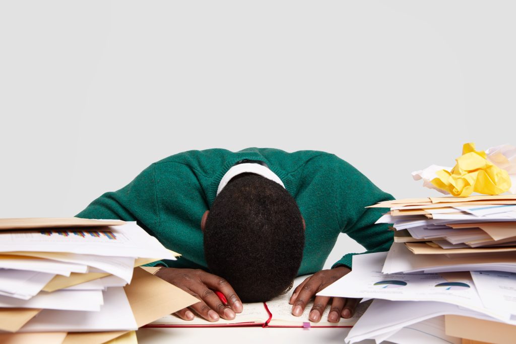 7 Tips Mengurangi Dampak Burnout pada Kesehatan Mental