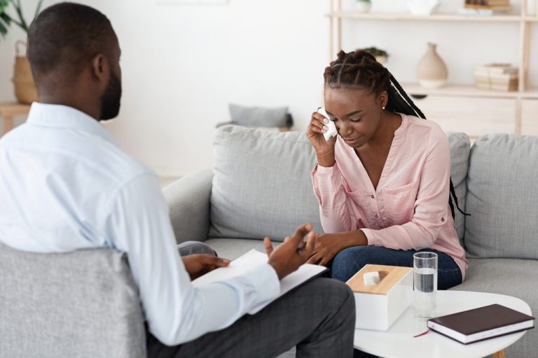 5 Manfaat Berbicara dengan Terapis untuk Kesehatan Mental